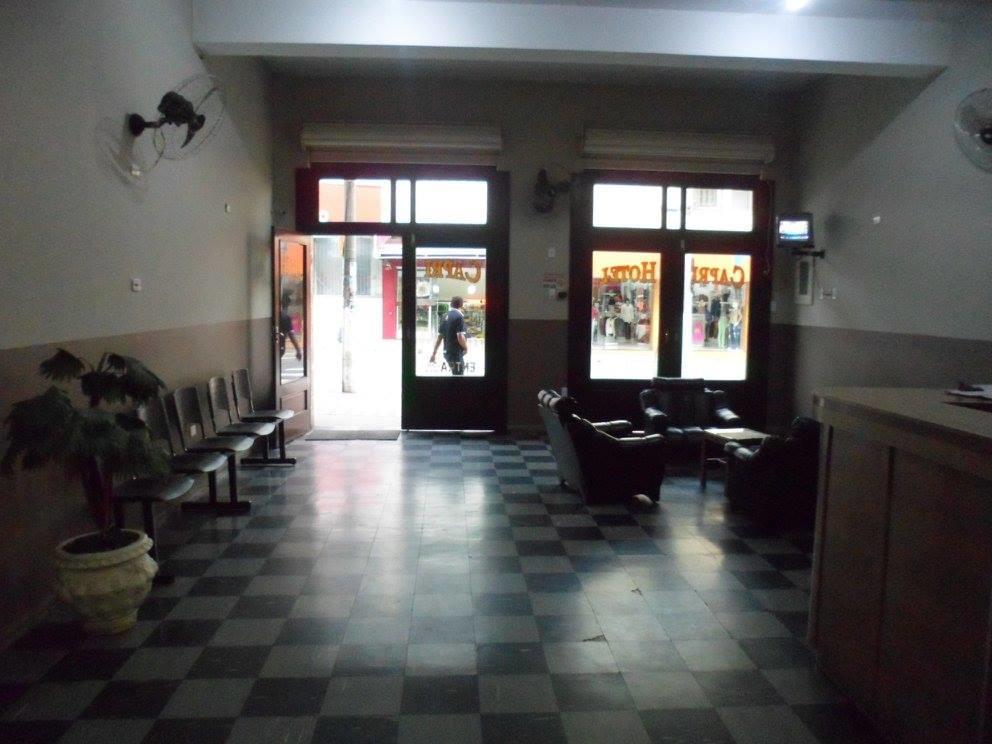 טרס קוראסואס Hotel Capri מראה חיצוני תמונה